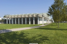 伦佐·皮亚诺展示馆（Renzo Piano Pavilion at Kimbell Art Museum）