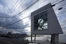 窗屋（Window House）