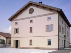 卡萨尔格兰德老屋设计（Casalgrande Old House）