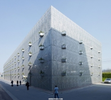 Gnome停车场（Gnome Parking Garage）