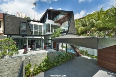 焕然“衣”新的住宅(The Re-wrapped House)