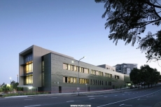 Helensvale Branch 图书馆和社区文化青年中心（CCYC）